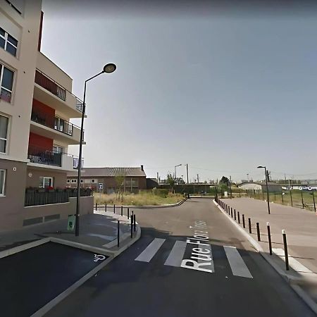 Апартаменти Live Like A Local Stylish 2Br With Balcony & Parking Сен-Дені Екстер'єр фото