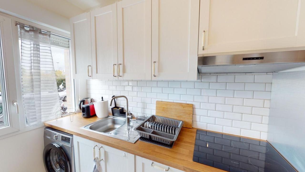 Апартаменти Live Like A Local Stylish 2Br With Balcony & Parking Сен-Дені Екстер'єр фото