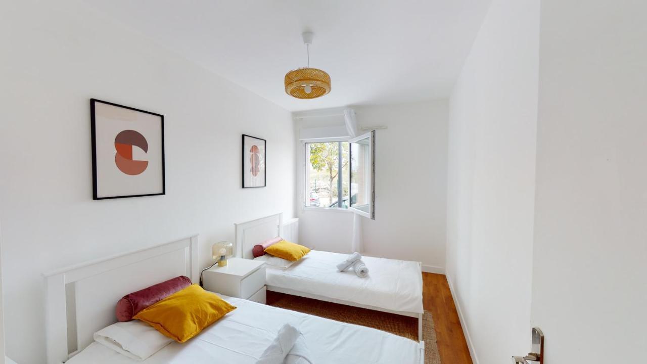 Апартаменти Live Like A Local Stylish 2Br With Balcony & Parking Сен-Дені Екстер'єр фото